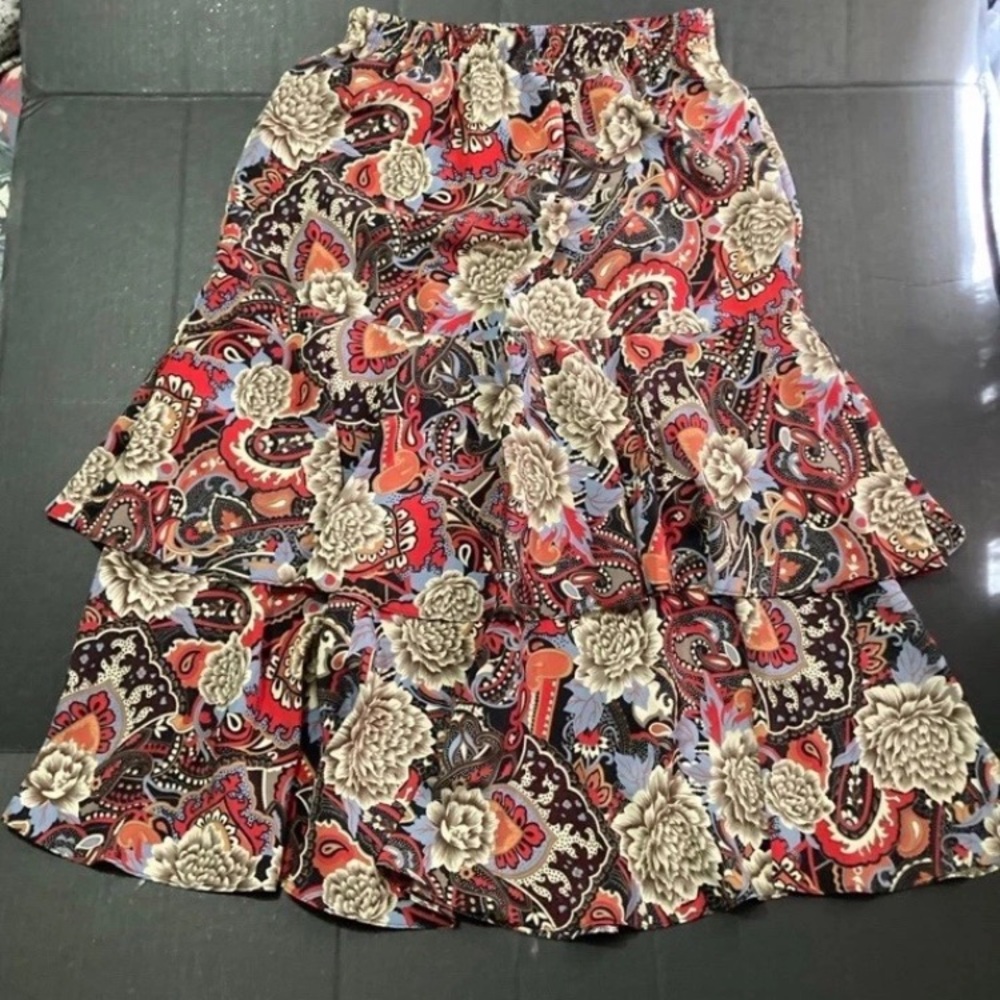 Paisley flowy skirt